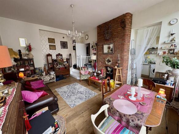 Apartment in Manchester, Piccadilly, City Centre - View 4