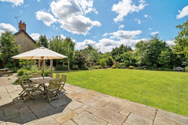 1317620-26-686bfa962be7fdp.jpg