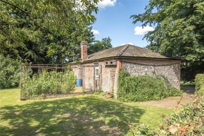 Outbuilding