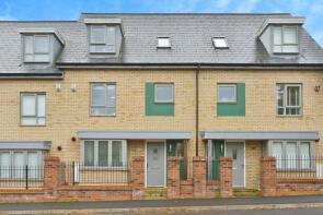 11, Randall Avenue, Whitehouse, Milton Keynes MK8 1AE