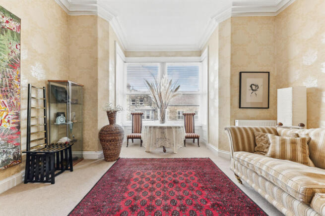 12 bed Town House for sale Image 5