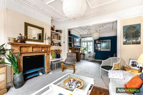 Fallow Court Avenue, North Finchley, N12