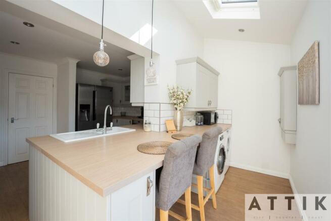 Attik-Halesworth-29.jpg