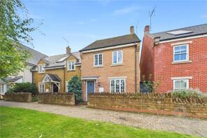 35, Norman Snow Way, Northampton NN5 6FH