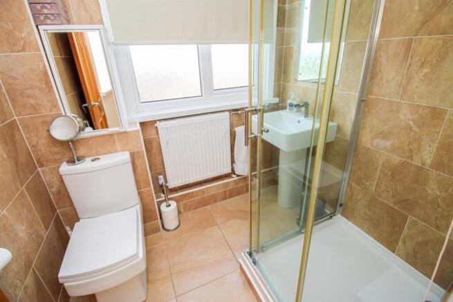 3 bed Semi-Detached for sale Image 12