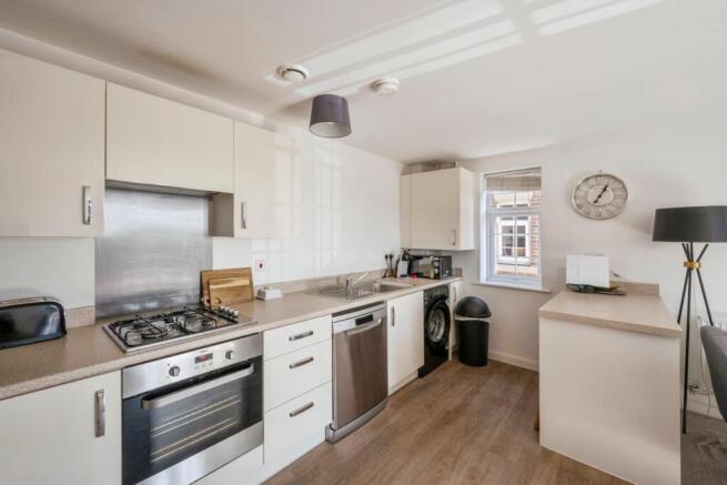 1 bed Flat for sale Image 6
