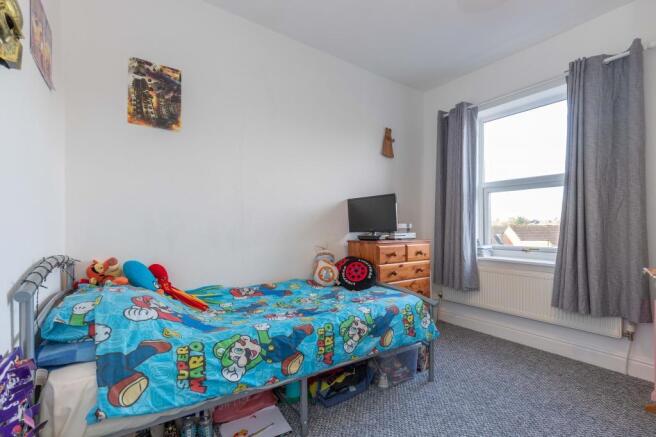 Bedroom 2 (Double)