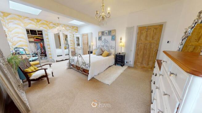 4 bed Detached Bungalow for sale Image 4