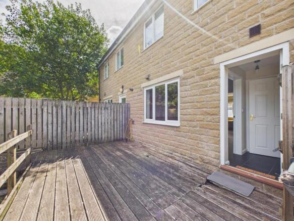 3 bed Town House for sale Image 7