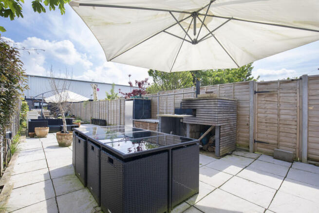66 Rowanfield Rd-...