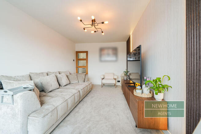 4 bed Semi-Detached for sale Image 10