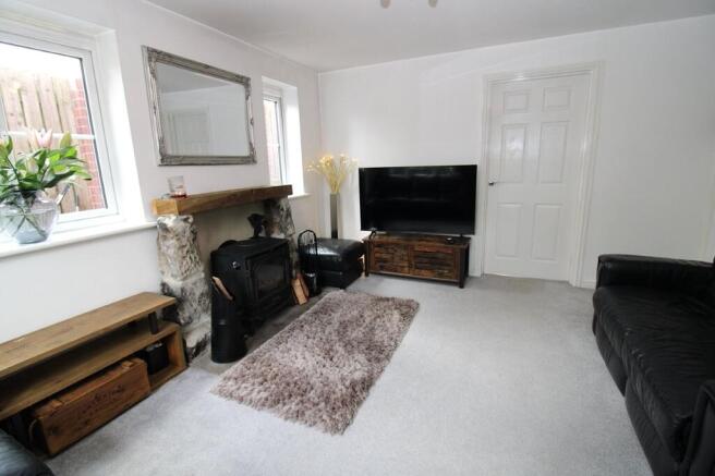 3 bed Semi-Detached for sale Image 6