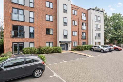 Elvian Close, Reading