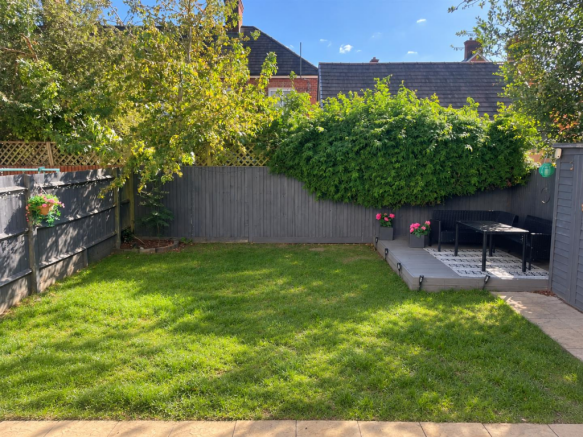 Garden 02.png
