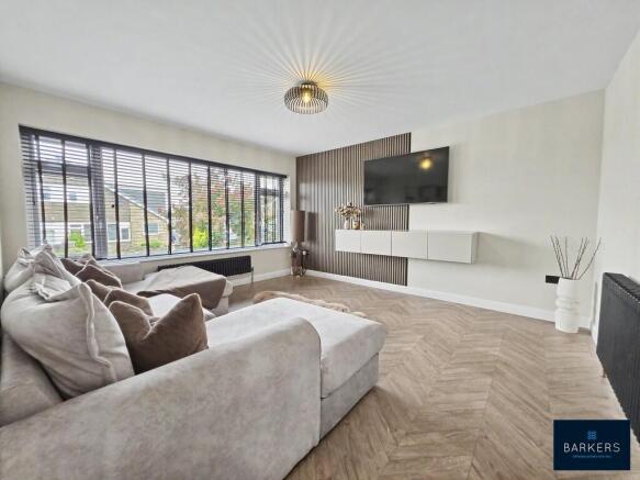 4 bed Semi-Detached for sale Image 4