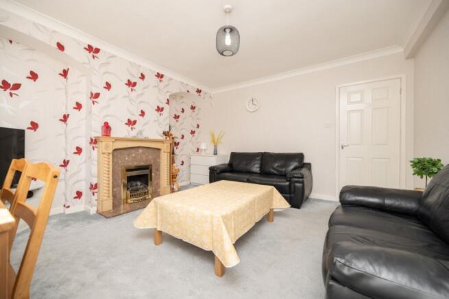 Beech Crescent, Tipton, DY4 photo 4