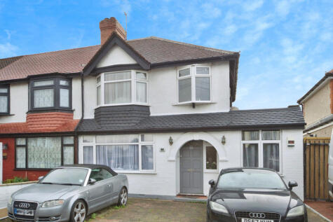 Woodgrange Avenue, Enfield, EN1