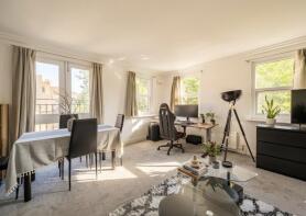 Flat 6, 314, Finchley Road, London NW3 7AG