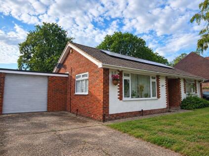 Frensham Lane, Lindford, GU35