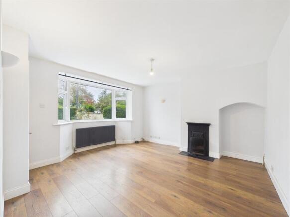 Living Room.jpg