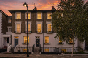 122, Hemingford Road, London N1 1DE
