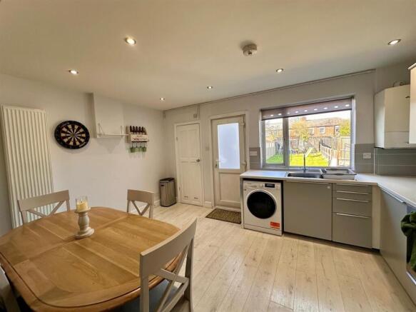 Kitchen/Dining Room