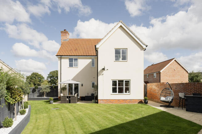 Chet Close, Stoke Holy Cross, NR14 photo 4