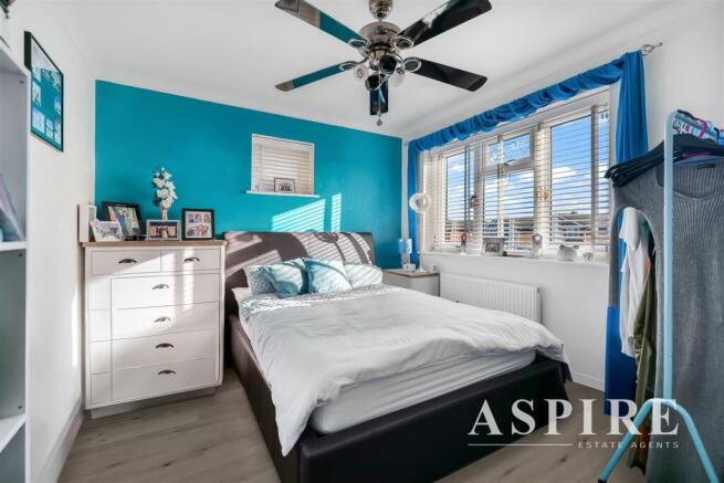 Aspire Estate Agents ss810.jpg