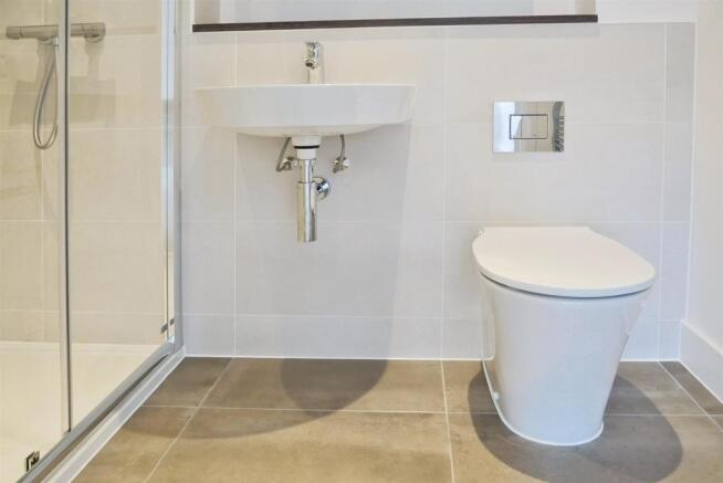 En Suite Shower Room