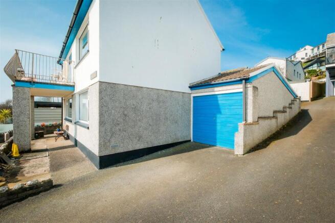 Parry _Fiona_Garage-1.jpg