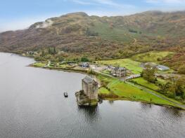 Flat 2/4, Hillside, Lochgoilhead, Carrick Castle PA24 8AF
