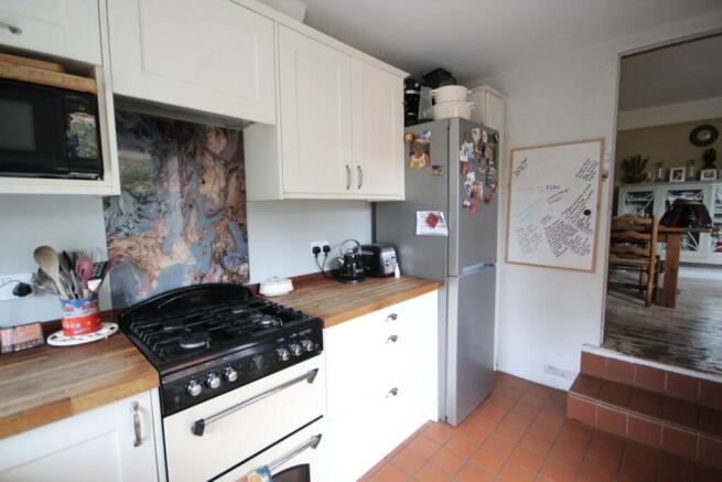 Kitchen 4.JPG