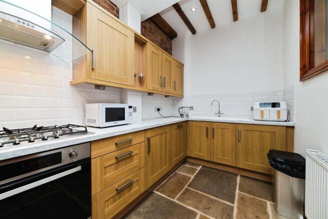 3 bed Barn Conversion for sale Image 5
