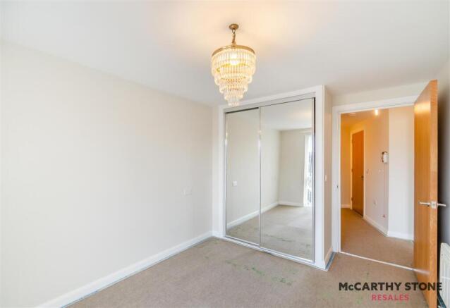 1 bed Apartment for sale Image 7