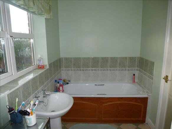 Photo 10