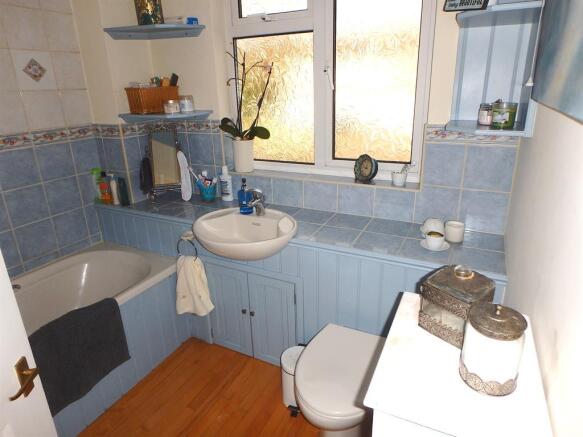 Photo 9