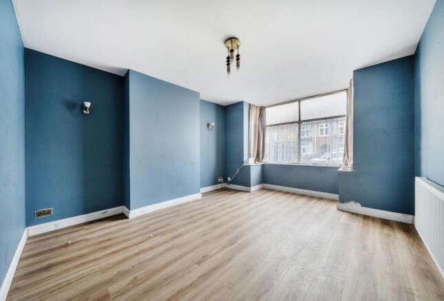 1404207-11-697361...