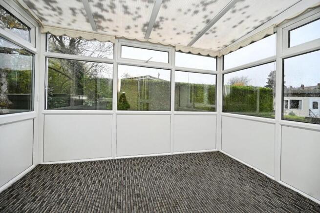 2 bed Park Home for sale Image 10