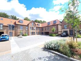 22, Ely House, Frances Drive, Dunstable LU6 1GG