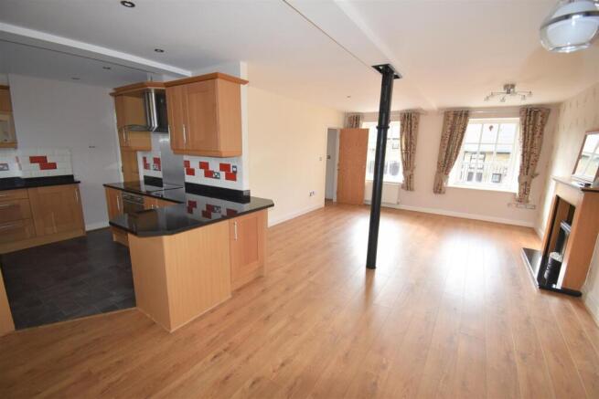 Living/Dining Room