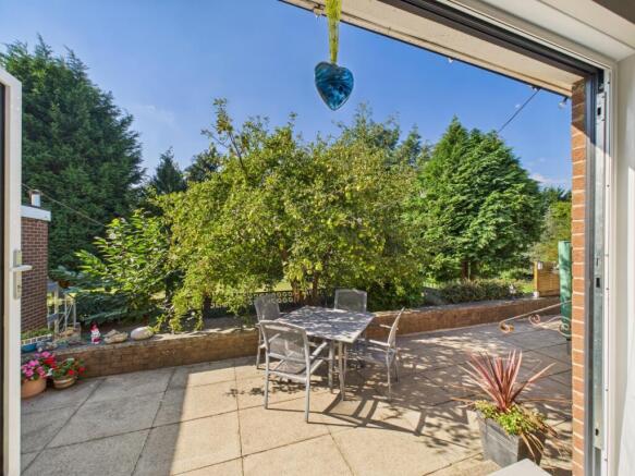 4 bed Detached Bungalow for sale Image 5