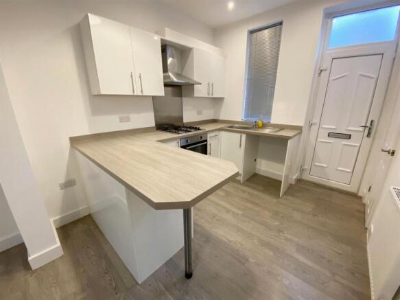 KITCHEN AREA.jpg