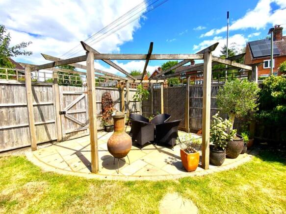 Patio & Pergola