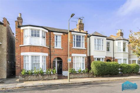 Leslie Road, London, N2