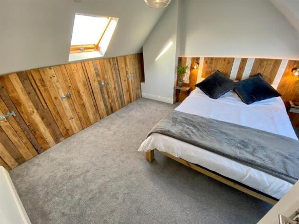 BEDROOM 1