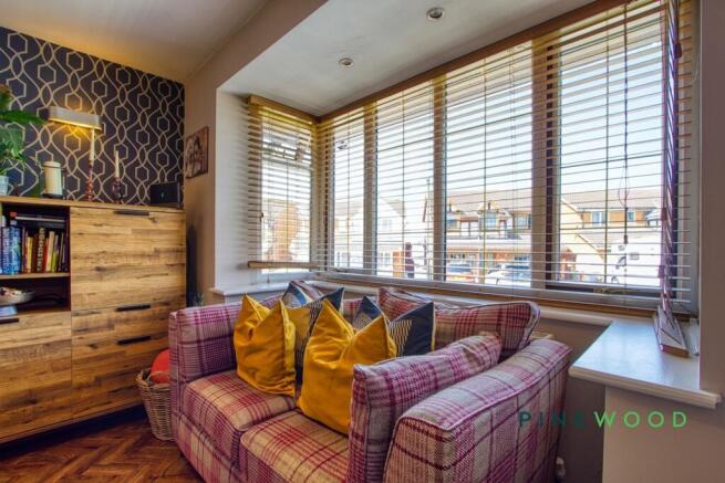 4 bed Detached for sale Image 12