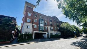 Flat 15, Park View, Grenfell Road, Maidenhead SL6 1FG