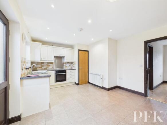 Kitchen / Dining