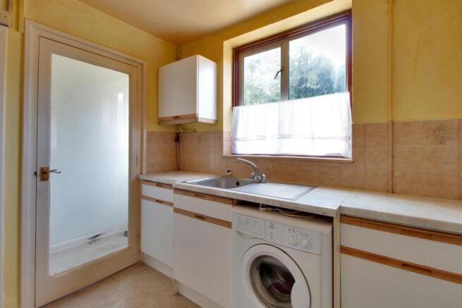 Kitchen 3.jpg