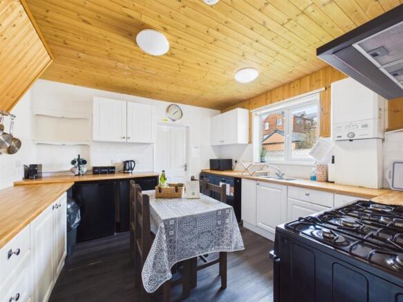 6 bed End of Terrace for sale Image 4